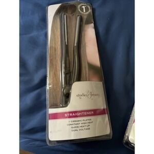 Studio 35 Beauty 1" Ceramic Plates Flat Iron Hair Straightener NIP